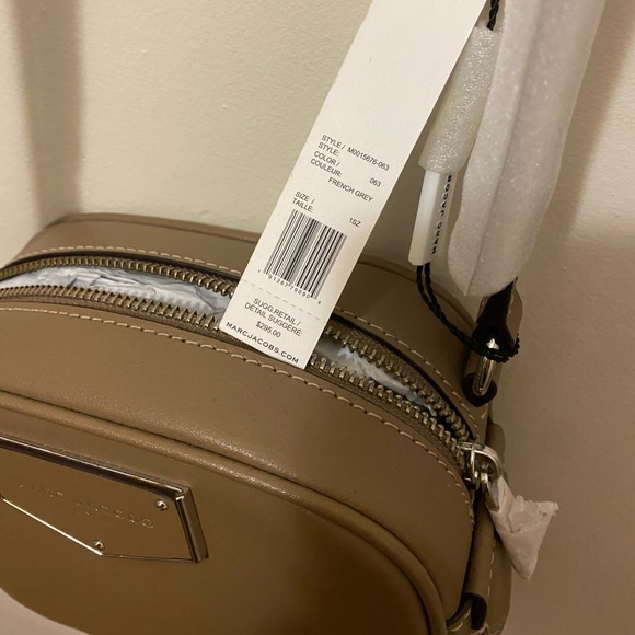 MARC JACOBS NWT Voyager Leather Square Crossbody Bag - Picture 11 of 11